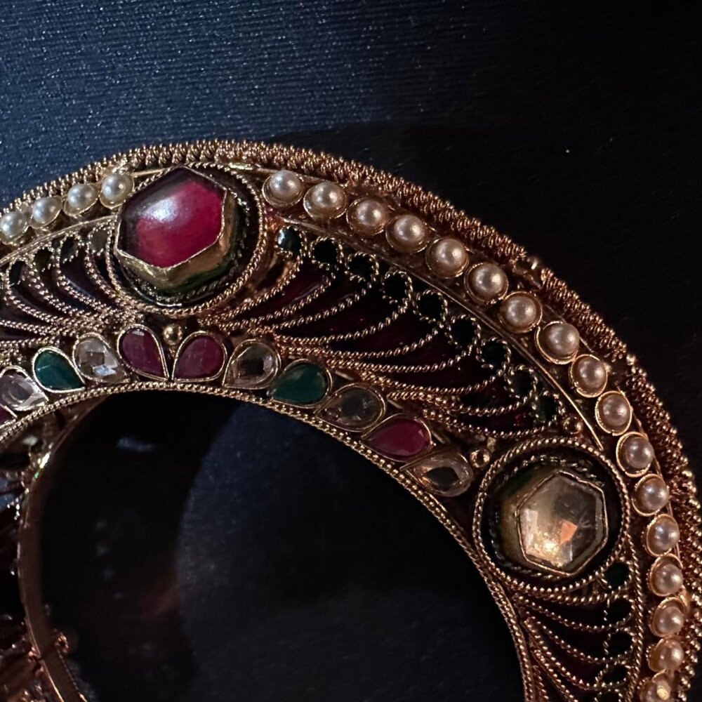 Antique East Indian Inspired Womens Bangle Intricate Design Collectible Costume - Picture 3 of 9